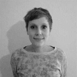 Hélène Decloux donne des cours de yoga hatha au centre Haptis tous les mercredis