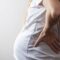 Douleurs de dos pendant la grossesse : causes, prévention et solutions. Kinésithérapie au centre Haptis à Perwez