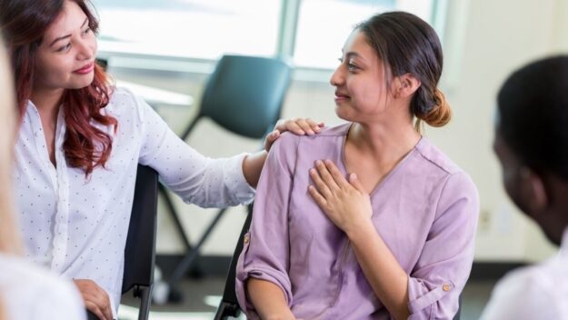 Cercle mamans-bebes au centre Haptis à Perwez. Atelier d’écoute et de partage pour maman en post-partum